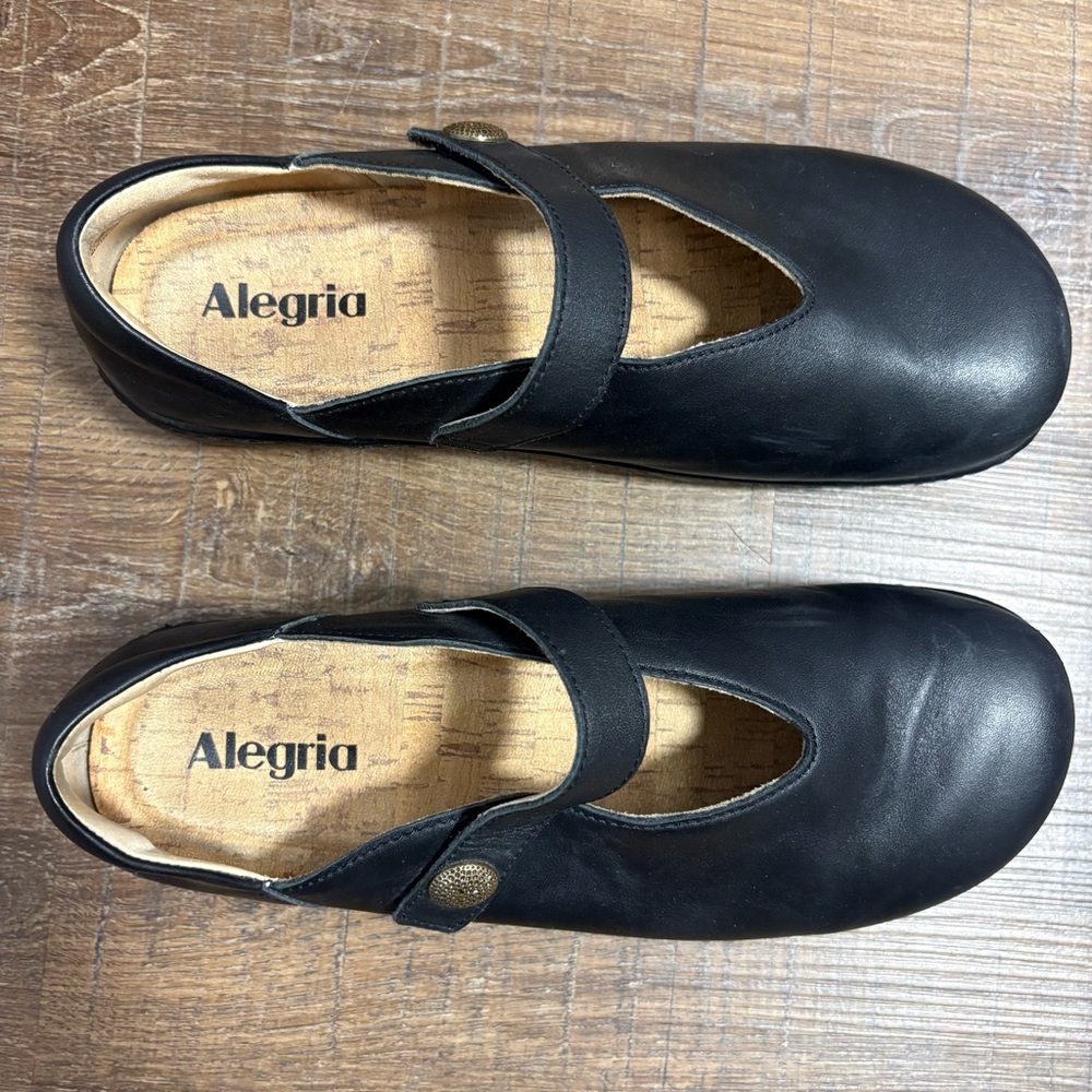 Alegria Black Leather Clog - Picture 4 of 10